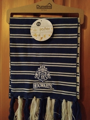Harry potter hogwarts scarf - harry,