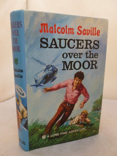 Saucers over the - saucers, moor