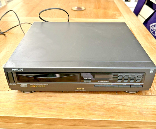 Philips 601 player - philips, near