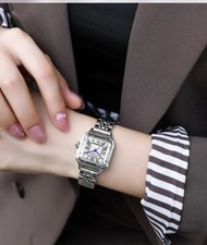 Luxury Women's Quartz Watch