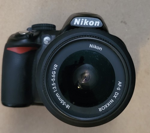 Nikon d3100 2mp digital - 14.2mp,
