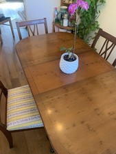 Vintage Dinning TableGloss Extendable 