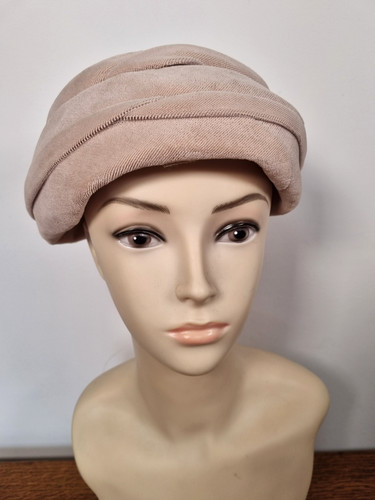 Vintage 60s beige nude - nude, pillbox