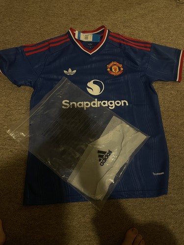 Manchester united away shirt - manchester,
