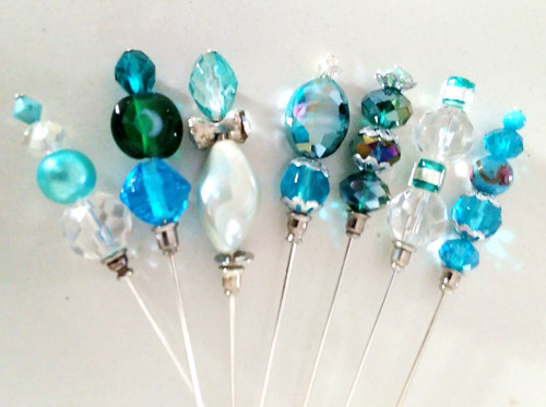 Vintage bead hat - pins, lot