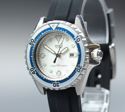 Vintage 1982 exc seiko - vintage,