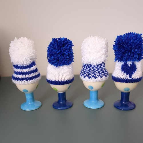 Brand new navy white bobble - brand,