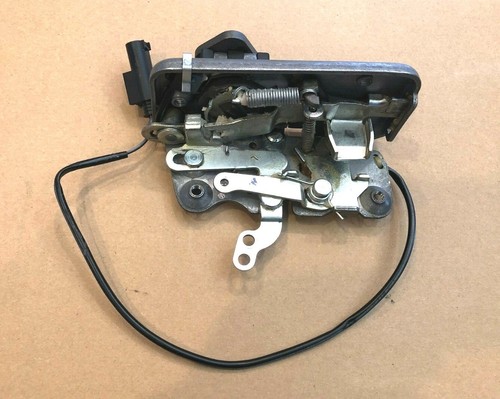 Mercedes benz door lock - mercedes,