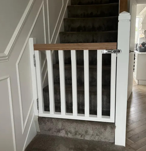 Bespoke wooden crown oak - bespoke, stair