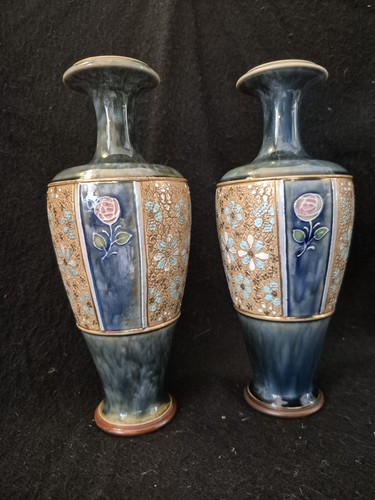 Pair antique royal - pair,