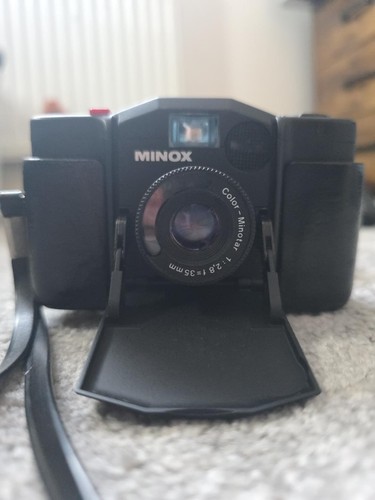 Minox 35mm film camera - 35,