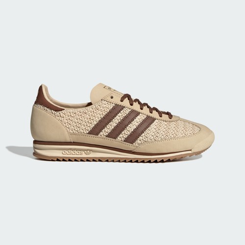 Adidas og sneakers - 72,
