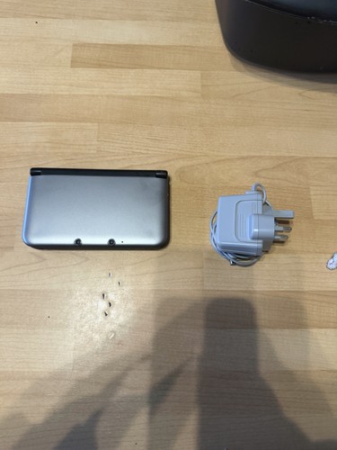 Nintendo 3ds silver grey - nintendo,