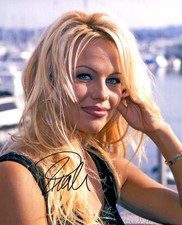 Original Signed Photo of Pamela Anderson 10x8 + COA