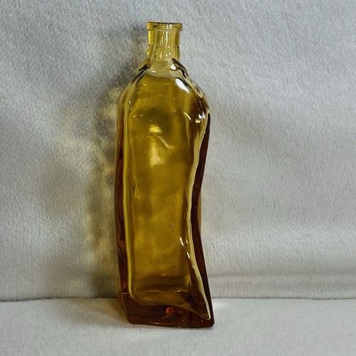 Vtg amber glass twisted - amber,