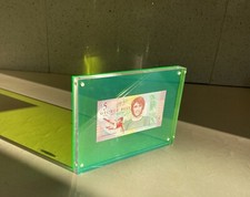 George Best £5 5 pound note