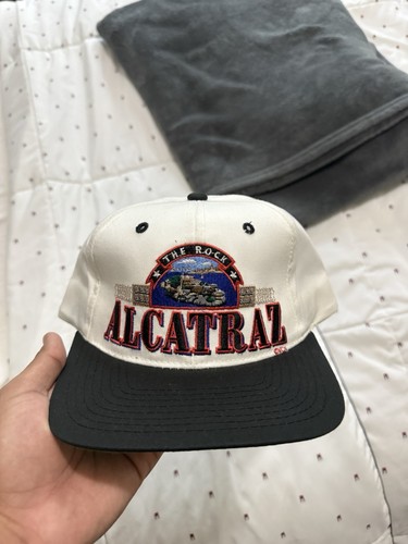 Captain travel alcatraz - captain,