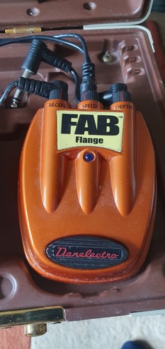 Danelectro guitar effect - 4,