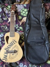 Peavey Jack Daniel’s Concert Ukulele With Gig Bag 2 Sound Holes