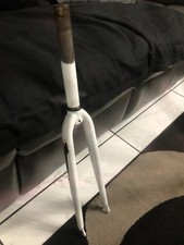 White Road Bike forks 700c