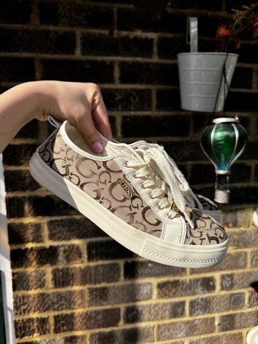 Guess monogram low - lace, up