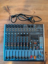 Behringer X1222USB Xenyx 16
