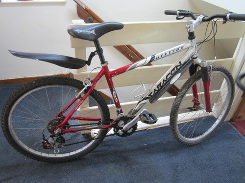Saracen rufftrax mountain bike - mountain,