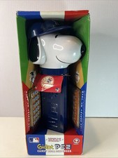 Peanuts Snoopy Giant Pez Candy