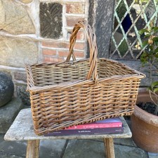 VINTAGE WICKER SHOPPING BASKET
