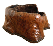 TREEN - PRIMITIVE ANTIQUE