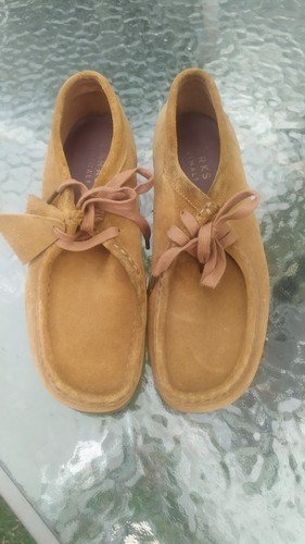 Clarks wallabee brown size - brown,