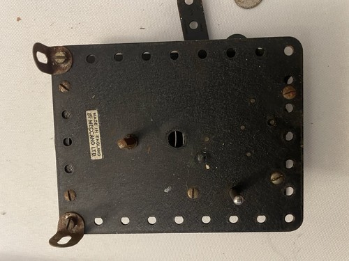 Meccano no2 clockwork motor - meccano,
