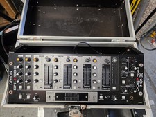 Denon DNX900 in flightcase - immaculate condition - perfect working order