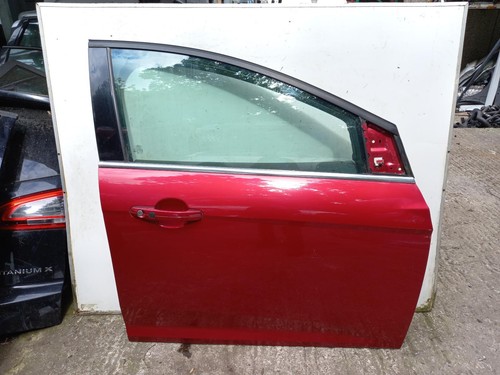 Ford focus hatch - ford,