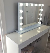 **Hollywood Led Mirror Bulb