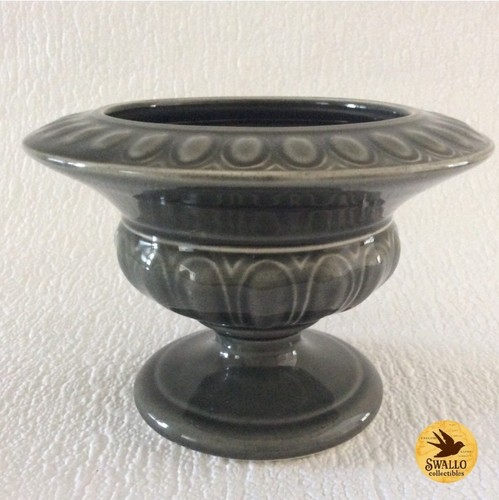 Vintage holkham pottery - vintage,