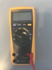 Fluke 179 True RMS Digital