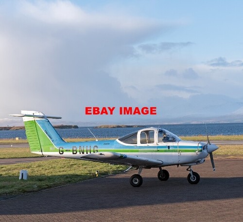 Photo bnhg oban airport - at,
