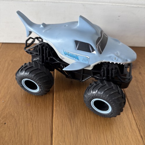 Monster jam megalodon - monster,