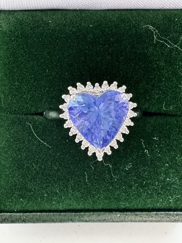 Stunning 14crt white gold - stunning,