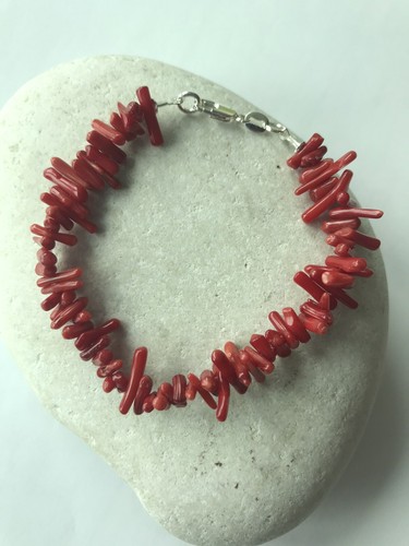 Red coral chips - red, beads