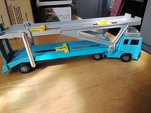 Corgi juniors volvo truck - truck, car