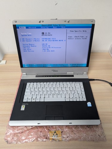 Fujitsu amilo pro v2055 - amilo,