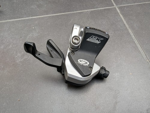 Shimano m570 speed rh - lx, 9