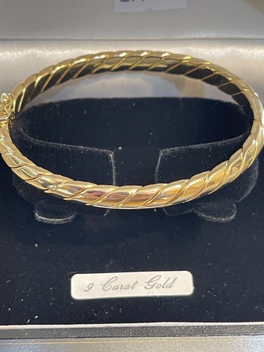 Carat twist design - , bangle.