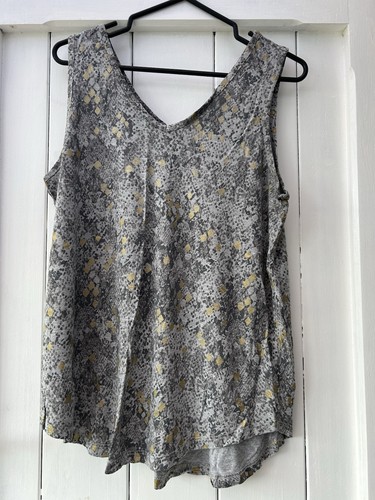 Next grey snake - snake, vest