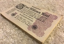 German Banknote 1/4 Bundle. 25