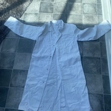 Child’s lab coat size extra small