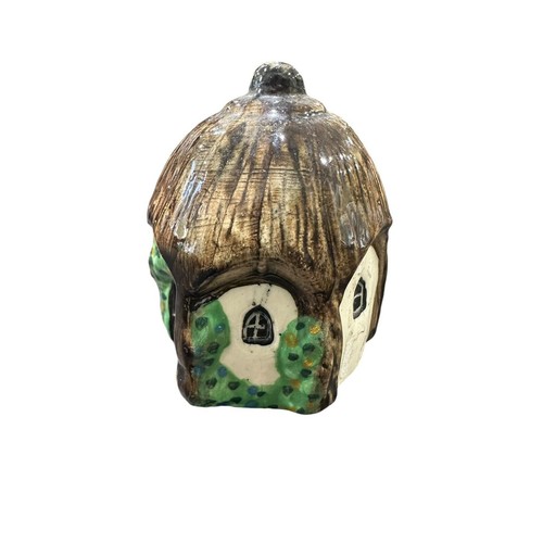 Tey pottery umbrella - tey, house