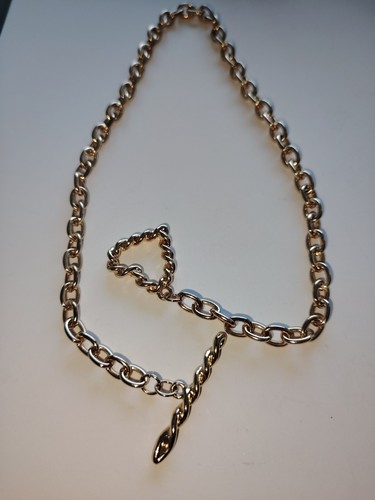 Bar and heart shaped - t-bar,